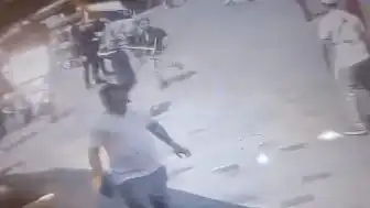 Taksim'de Kazmalı Saldırı: 2 Şüpheli Gözaltına Alındı