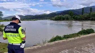 Tokat'ta Kelkit Çayı'na Düşen 2 Kişiyi Arama Çalışmaları Devam Ediyor