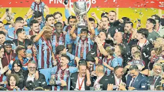 Trabzonspor, Fatih Tekke Yönetiminde Ziraat Türkiye Kupası'nı Kazandı