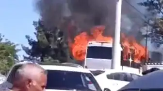 Tur Otobüsü Alev Aldı