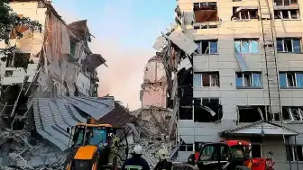 Ukrayna'da Okula Saldırı: 10 Kişi Hayatını Kaybetti