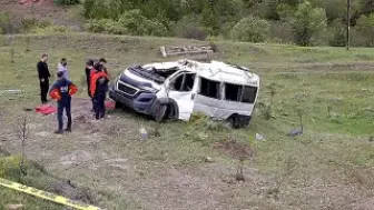 Yozgat'ta öğrenci servisi devrildi: 2 öğrenci ve sürücü hayatını kaybetti, 7 öğrenci yaralandı
