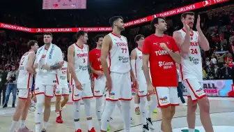 A Milli Erkek Basketbol Takımı Hazırlıkları İçin Antalya'ya Gitti: Onuralp Bitim Kadrodan Çıkarıldı