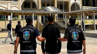 Antalya'da '12'den sonra devlet biziz' paylaşımı yapan 17 yaşındaki E.K. gözaltına alındı