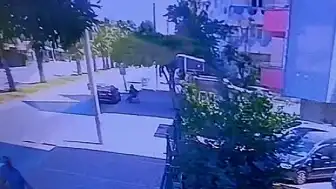 Antalya'da Bir Kadına Çocuğunun Gözü Önünde Saldırı: 5 Şüpheli Hakkında Soruşturma Başlatıldı