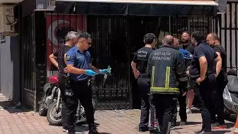 Antalya'da Kendini Yakma Teşebbüsü: Bıçaklı Şahıs Ekipleri Harekete Geçirdi