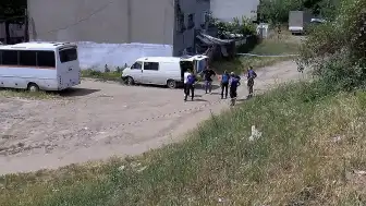 Bağcılar'da Boş Arsada Araç İçinde Ceset Bulundu