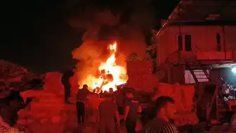 Bursa'da Geri Dönüşüm Tesisinde Çıkan Yangın Söndürüldü