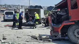 BURSA'da Otoyolda Zincirleme Kaza: 1 Ölü, 1 Yaralı