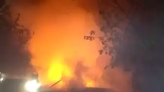 Bursa'da Tarlada Bulunan Baraka Alevlere Teslim Oldu