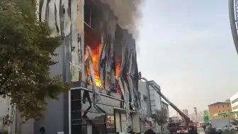 Dilovası'ndaki Fabrika Yangını Soruşturmasında Belediye Başkan Yardımcısı Dahil 8 Kişi Gözaltına Alındı