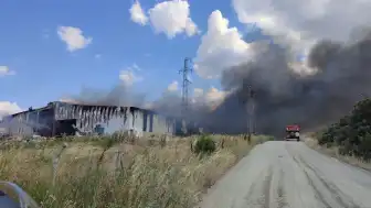 Edirne Keşan'da Katı Atık Bertaraf Tesisinde Yangın Çıktı