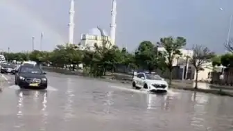 Edirne'de Şiddetli Yağış Ulaşımı Aksattı, Tarım Arazileri Zarar Gördü