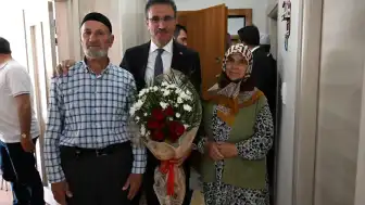 Erzurum Valisi Aydın Baruş Narman'da Şehit Ailesi ve Gaziyi Ziyaret Etti