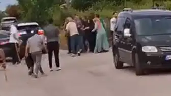 Gölcük'te Aile Kavgası: Silahlar Konuştu, Çok Sayıda Yaralı Var