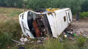 Isparta'da Tur Otobüsü Devrildi: 4 Kişi Hayatını Kaybetti