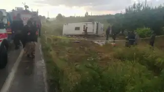 Isparta'da Tur Otobüsü Devrildi: 4 Ölü, 15 Yaralı