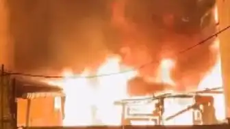 İstanbul'da Depo Yangını 3 Binaya Sıçradı