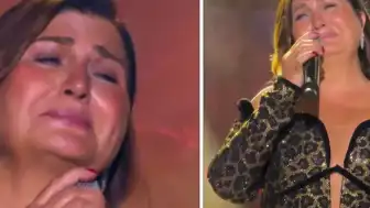 İzmir Konserinde Duygusal Anlar: Sibel Can Gözyaşlarını Tutamadı