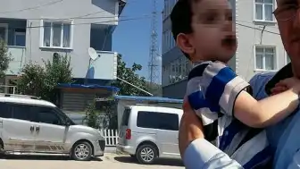 Kocaeli'nde Baba Ölü Bulundu, SMA Hastası Oğlu Yoğun Bakımda
