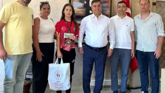 Manisa Gençlik ve Spor İl Müdürü Yunus Öztürk: "Nazife Tuncel'i ve emeği geçen antrenörümüzü yürekten kutluyor, başarılarının devamını diliyorum."