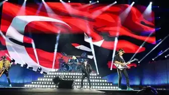 Scorpions İstanbul Beşiktaş Stadyumu'nda Sahne Aldı: 33 Yıl Sonra Gelen Konser
