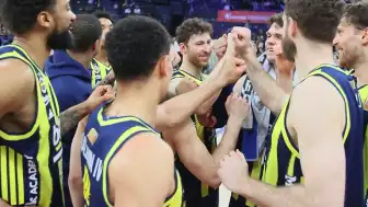 Türkiye Sigorta Basketbol Süper Ligi'nde Fenerbahçe Beko Üst Üste Üçüncü Kez Şampiyon Oldu