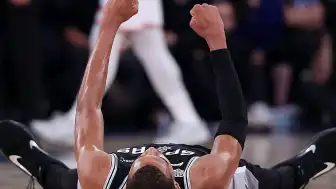 V.W.'nın Performansı Spurs'ü Galibiyete Taşıdı, Seri Farkı 1'e Düştü