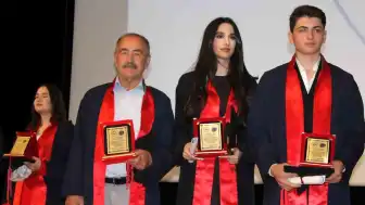 79 Yaşında Avukatlık Diplomasını Aldı