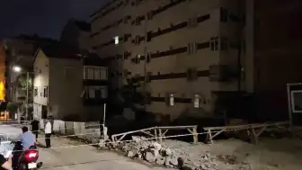 Bahçelievler'de İnşaat Çalışması Sırasında Çatlama Sesi Gelen Bina Tahliye Edildi