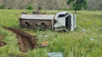 Bingöl Karlıova'da Su Tankeri Şarampole Devrildi: 1 Ölü, 1 Yaralı