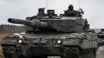 Çekya'nın Zırhlı Gücünde Dönüşüm: 42 Adet Leopard 2A4 Tankı Envantere Katıldı