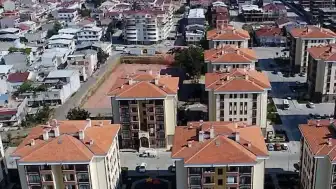Konut Piyasasında Tahliye Taahhütnamesi Tartışmaları: Kiracıların Zorunlu İmzası Yargıya Taşınıyor