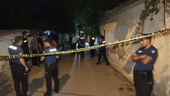 Konya'da Kuyumcuyu Öldüren Şüpheli Yakalanacağını Anlayınca İntihar Etti