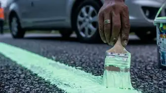 Malezya'da Gece Yol Güvenliği Projesi Yüksek Maliyet Engeline Takıldı