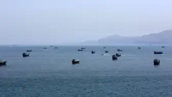 Umman Körfezi'nde LNG Tankerine İHA Saldırısı: Gemiden Yardım Çağrısı Geldi