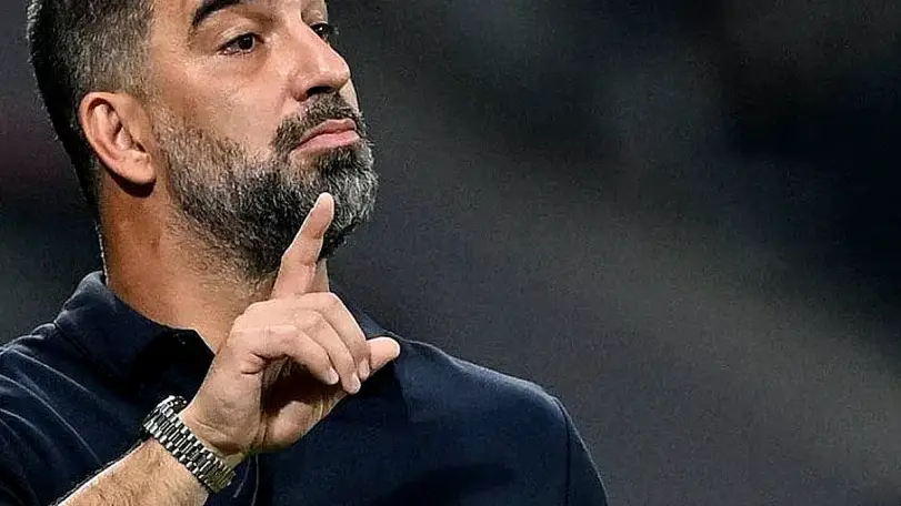 Arda Turan'ın Takımının Maçında Sirenler Çaldı, Sahadan Çekilme Yaşandı