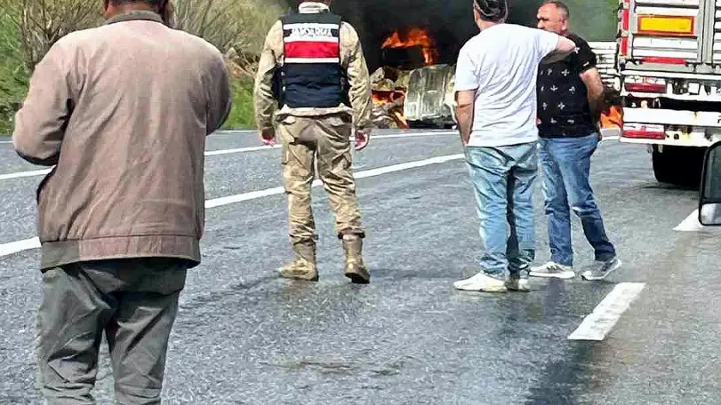Bitlis-Van Karayolunda Meydana Gelen Trafik Kazasında 2 Kişi Hayatını Kaybetti