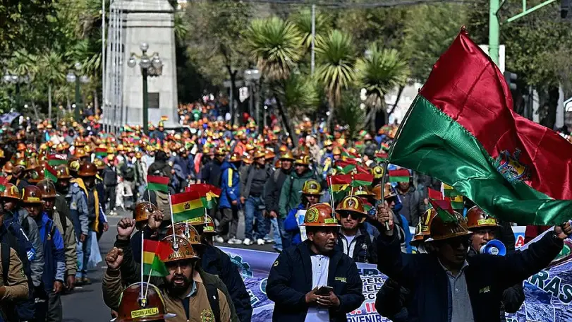 Bolivya'da Binlerce Madenci Hükümeti Protesto Etti, Baskanin Istifasini Talep Etti