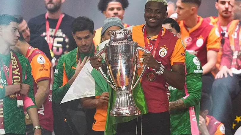 Galatasaray'da Şampiyonluk Kutlaması: 'Dört Dörtlük Gece'