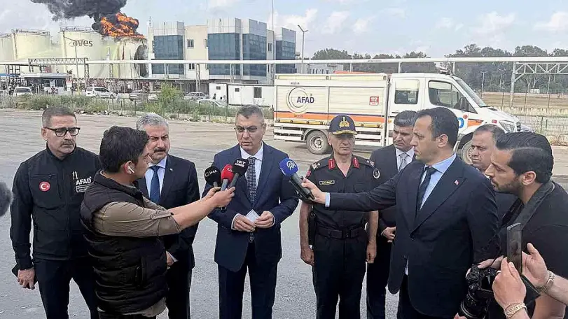 Mersin'deki Yangın: Vali Toros Önceliğin Sıçramayı Önlemek Olduğunu Belirtti