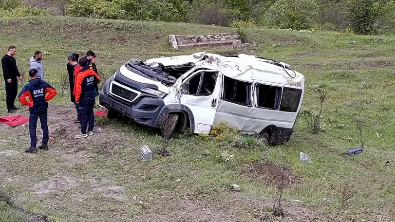 Yozgat'ta Öğrenci Servisi Devrildi: 3 Ölü, 7 Yaralı