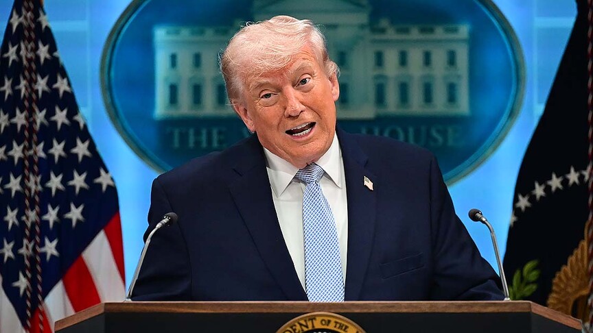 Trump: Hürmüz Boğazı Yakın Gelecekte Yeniden Açılabilir