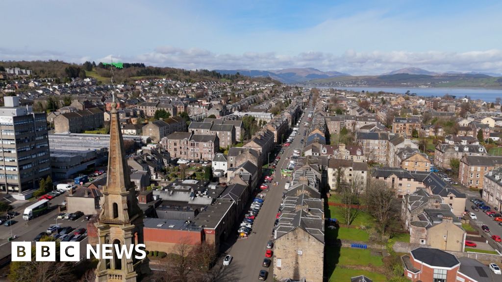 İskoçya'da 2026 Seçimleri: Vergi ve Refah Politikalarının Oy Pusulasını Şekillendirmesi