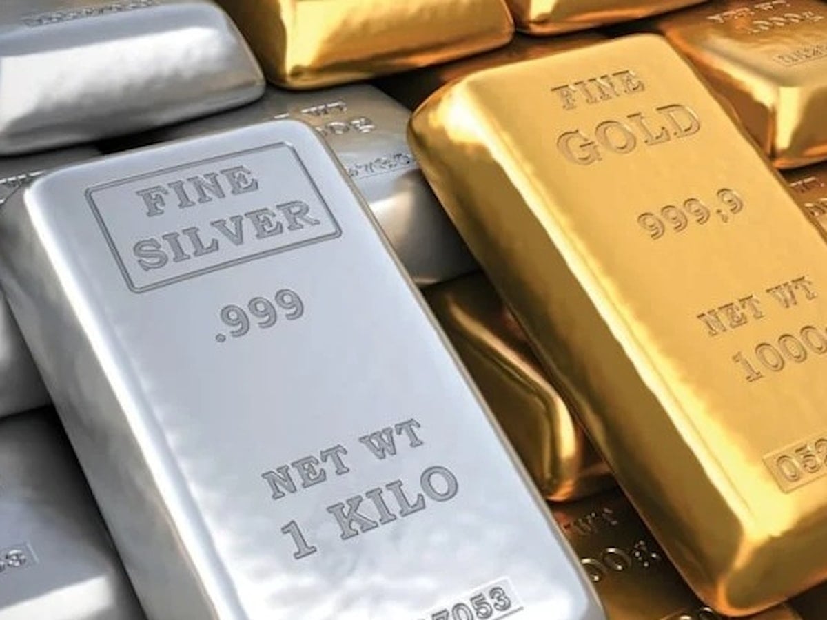 Hürmüz Boğazı'ndaki Gelişmeler ve Merkez Bankası Politikaları Altın ve Gümüş Fiyatlarını Nasıl Etkiledi?