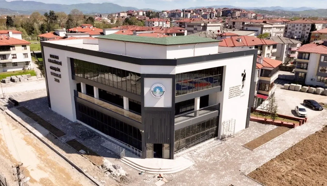 Bartın Gençlik Merkezi İnşaatı Yüzde 90 Tamamlandı