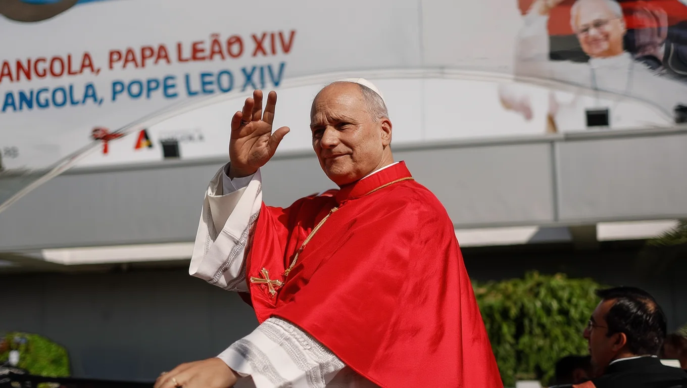 Papa Angola'da Sosyal ve Çevresel Felaketleri Kınadı