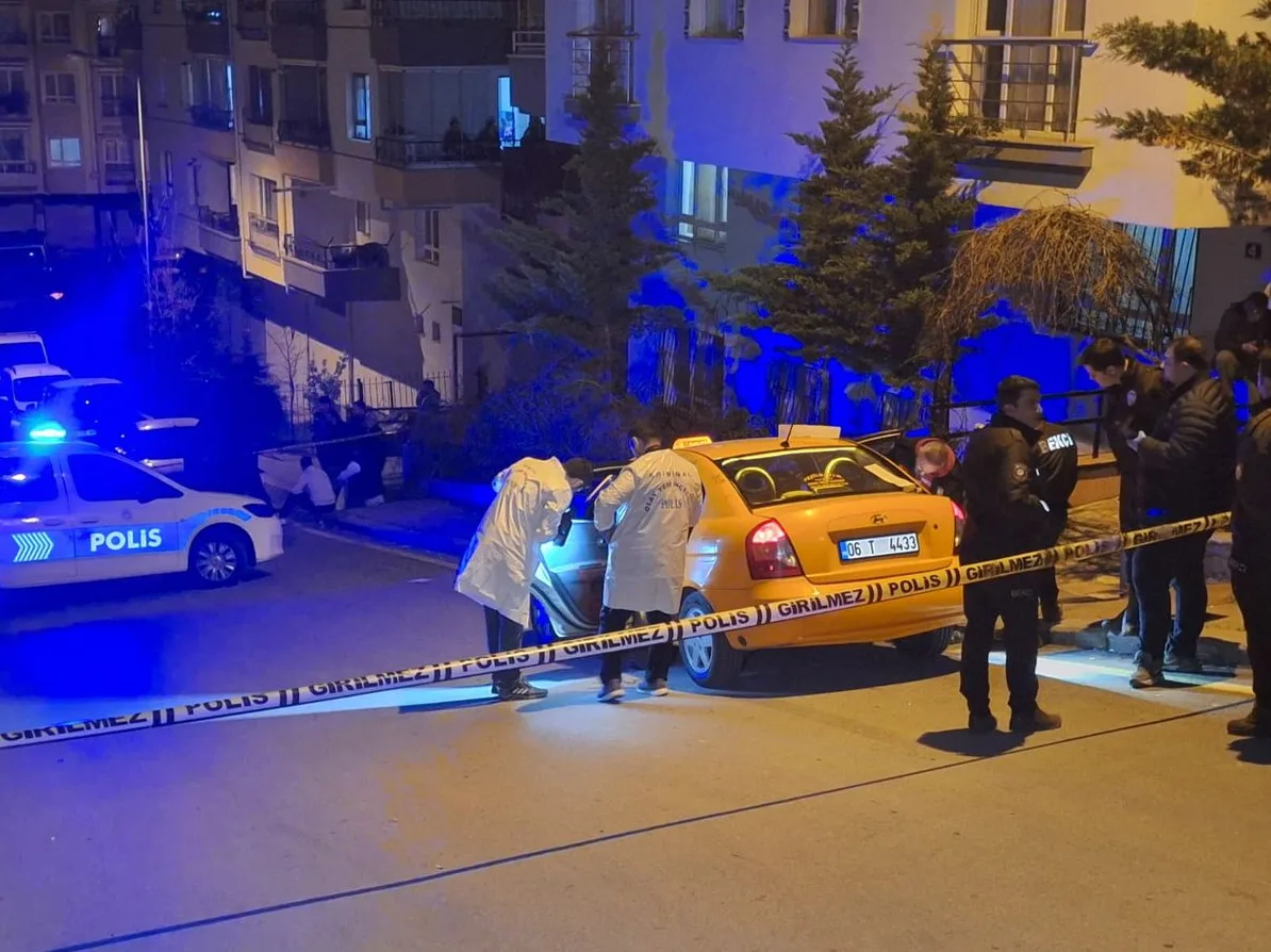 Taksiden Çıkan Tartışmada Arkadaşını Vurdu