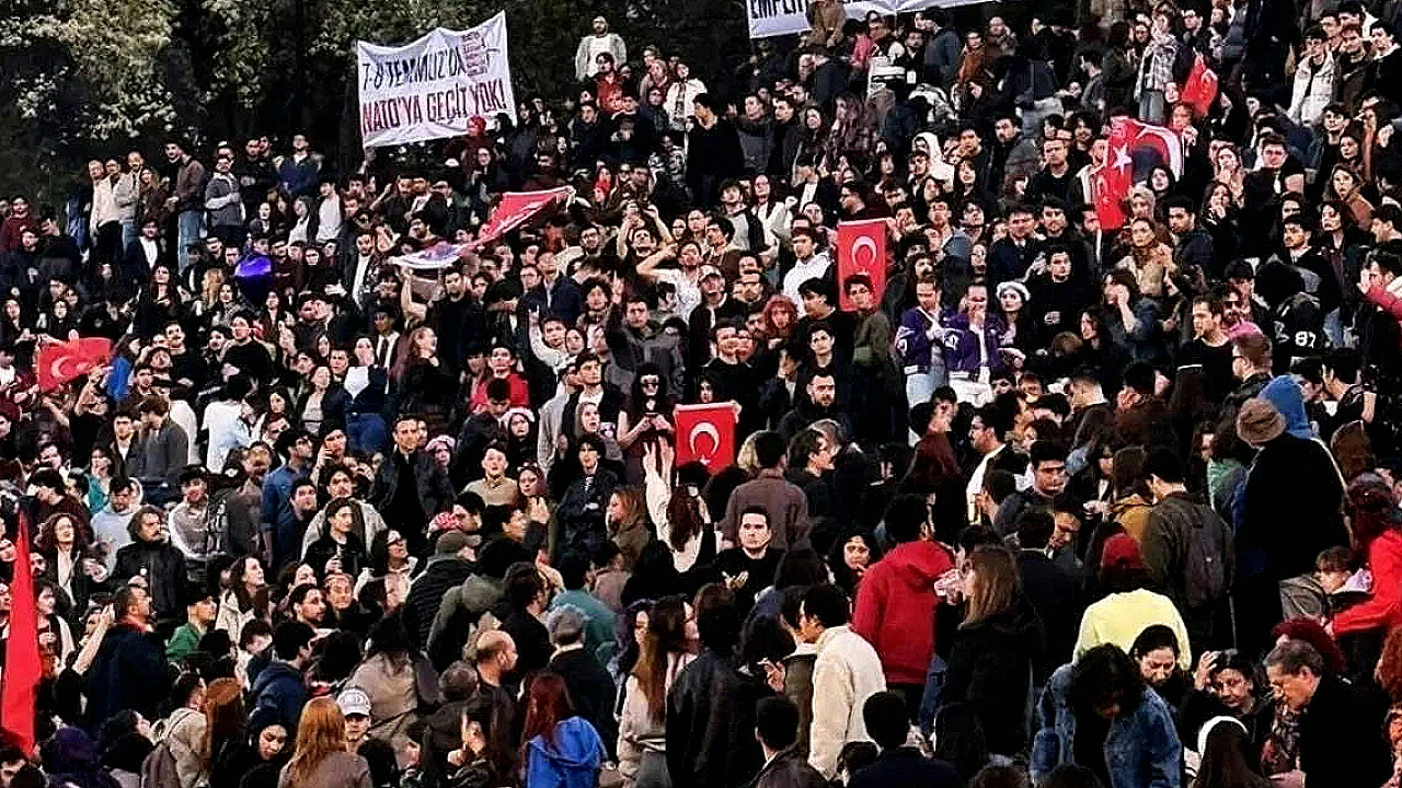 ODTÜ'de İlkay Akkaya Konserinde Olay: 6 Öğrenci Tutuklandı