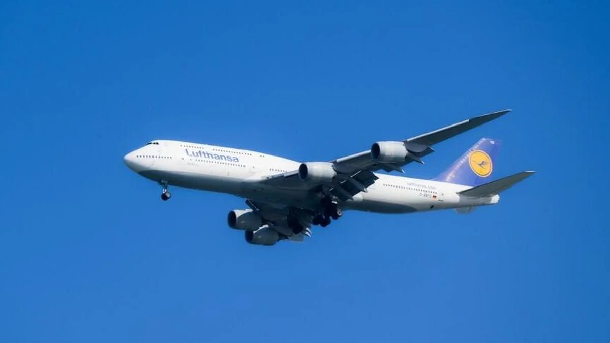 Lufthansa'da Grevler Yüzlerce Uçuşu İptal Etti, Operasyonel Kriz Derinleşiyor